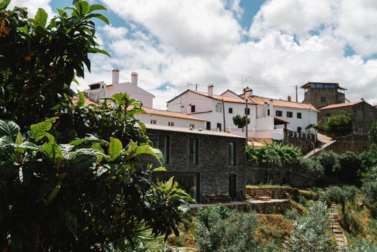 Zab Living Vila de Rei Exterior foto