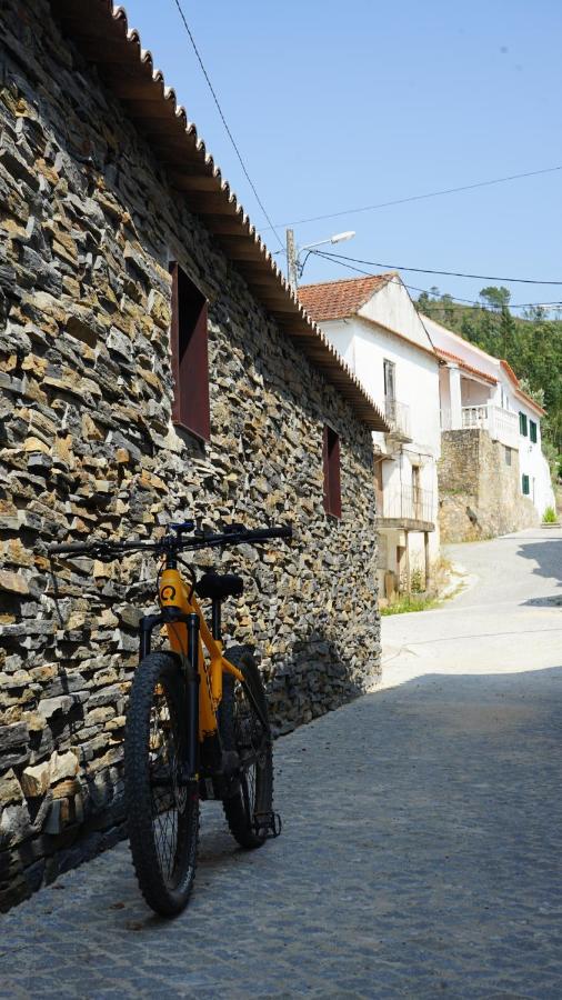 Zab Living Vila de Rei Exterior foto
